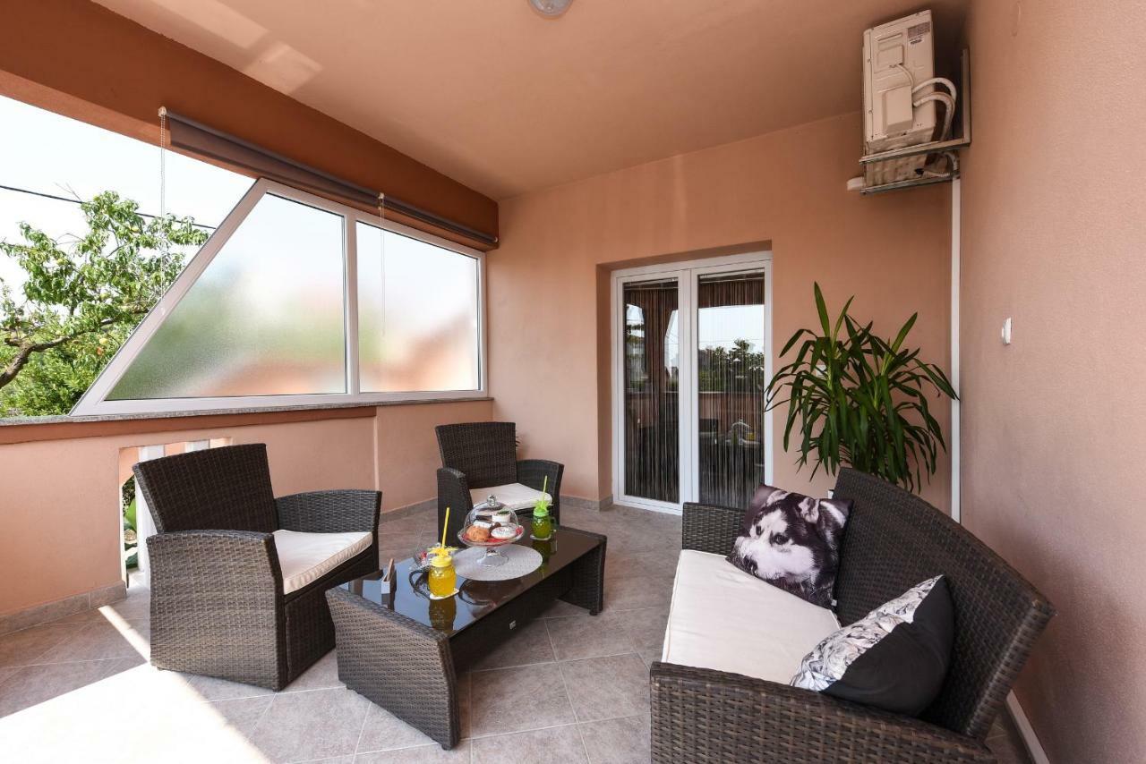 Apartmani Damant Zadar Exteriör bild