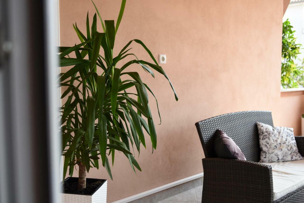 Apartmani Damant Zadar Exteriör bild