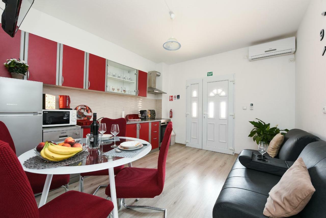 Apartmani Damant Zadar Exteriör bild