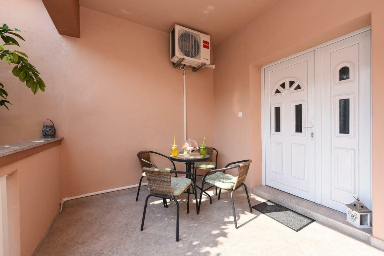 Apartmani Damant Zadar Exteriör bild